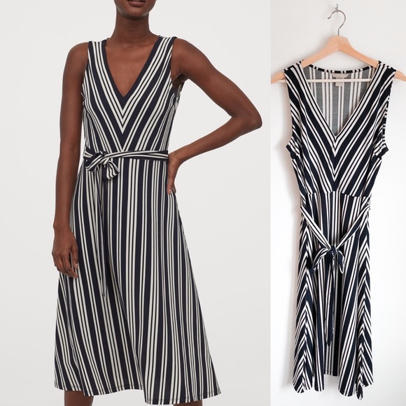 H&M sleeveless navy stripes stretch jersey midi dress Sz. M - Picture 1 of 4